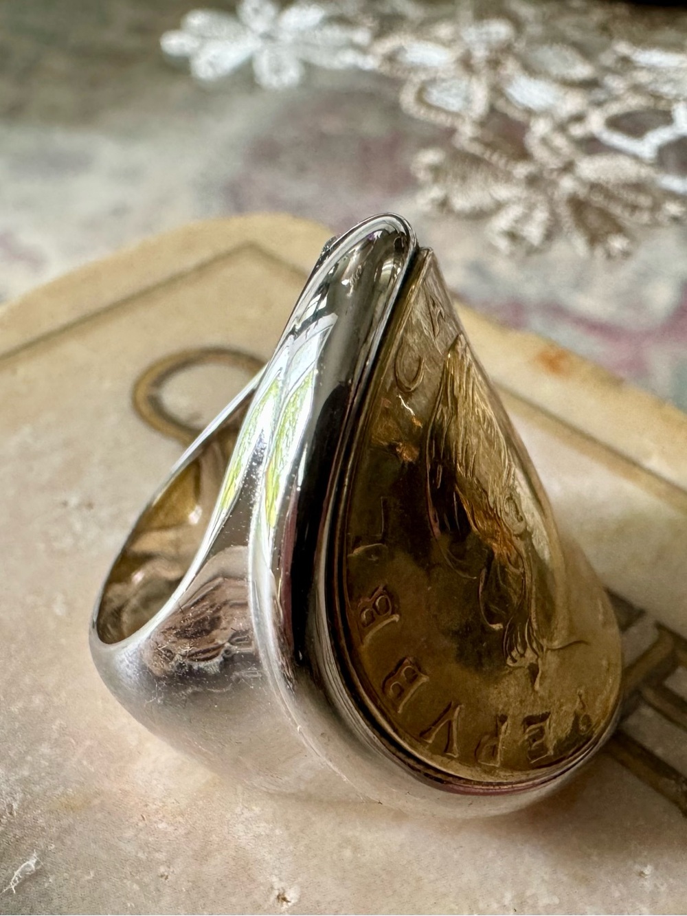 Milor Silver Over Bronze Italian Lire Gold-Toned Coin Cigar Band Ring Size 8 - Picture 7 of 7